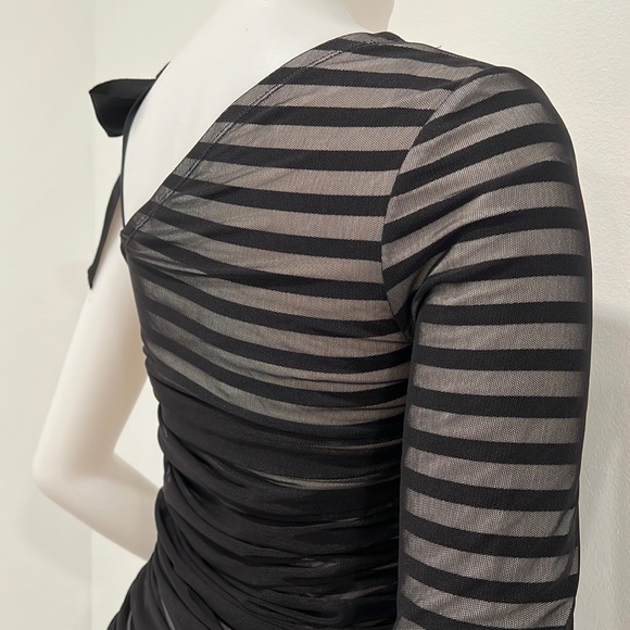 BCBGMAXAZRIA Black/White Striped Mesh Ruched Overlay One Sleeve Cocktail Dress - Picture 6 of 8